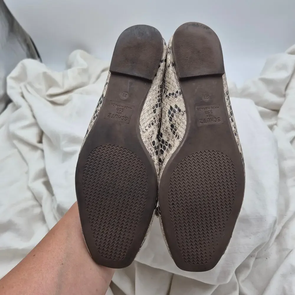 Schutz ballet flats snakeskin embossed leather pattern and a bow detail sz 5.5B